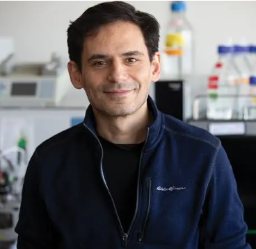 Photo of Daniel Amador-Noguez